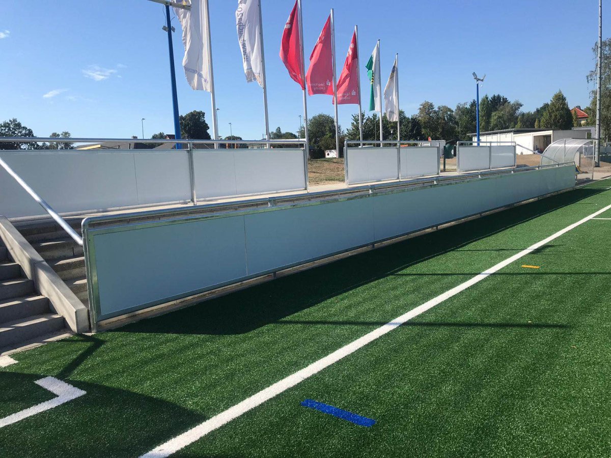 Panneaux publicitaires à monter sur main courante. Décuplez vos surfaces annonceurs ! – Le ml – Image 5